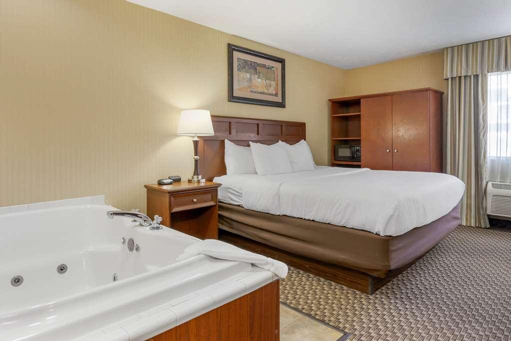 Comfort Inn Траверс-Сити Номер фото