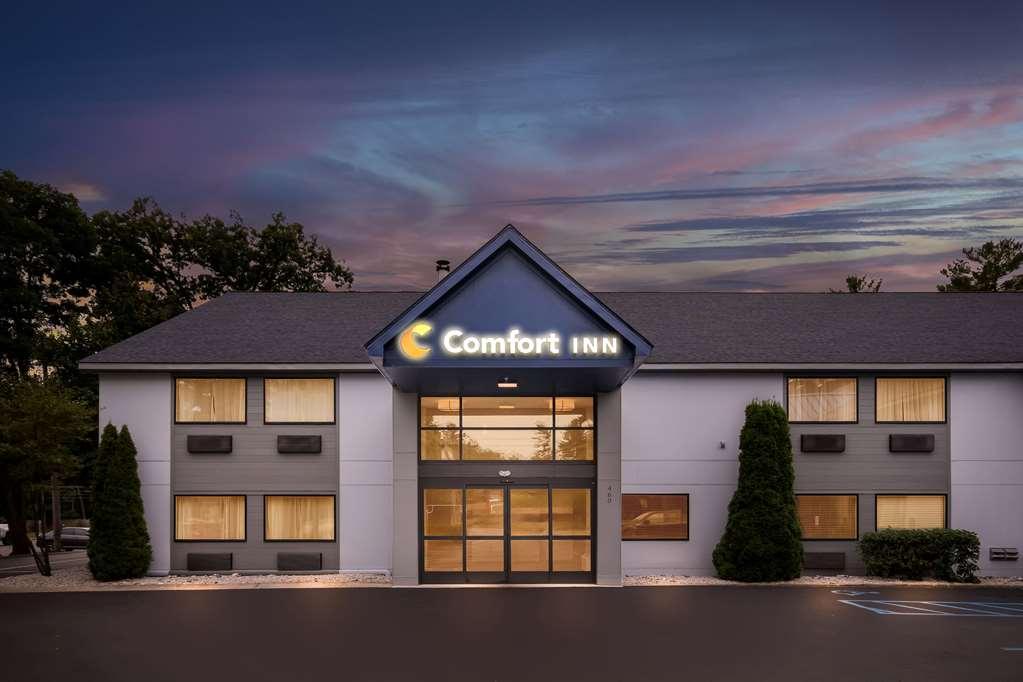 Comfort Inn Траверс-Сити Экстерьер фото